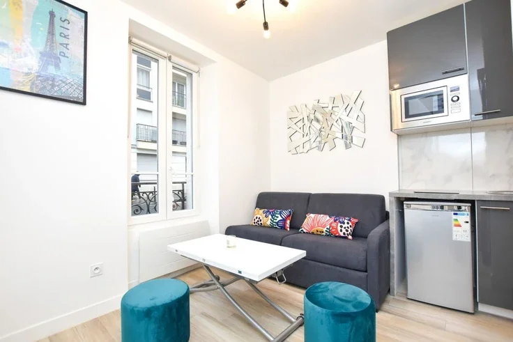 Flat Rue Paul Fort in Paris