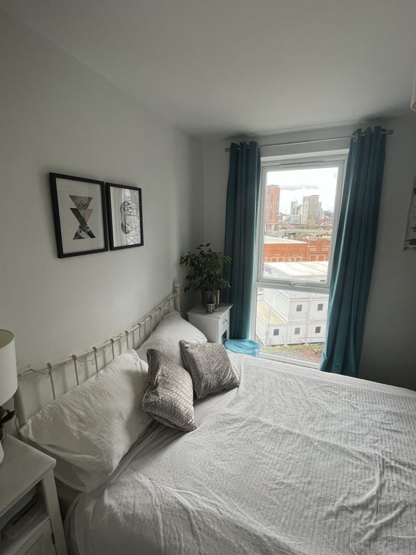 Room Derwent Street in Salford