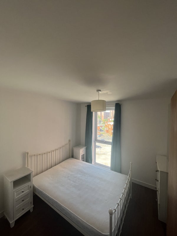 Room Derwent Street in Salford