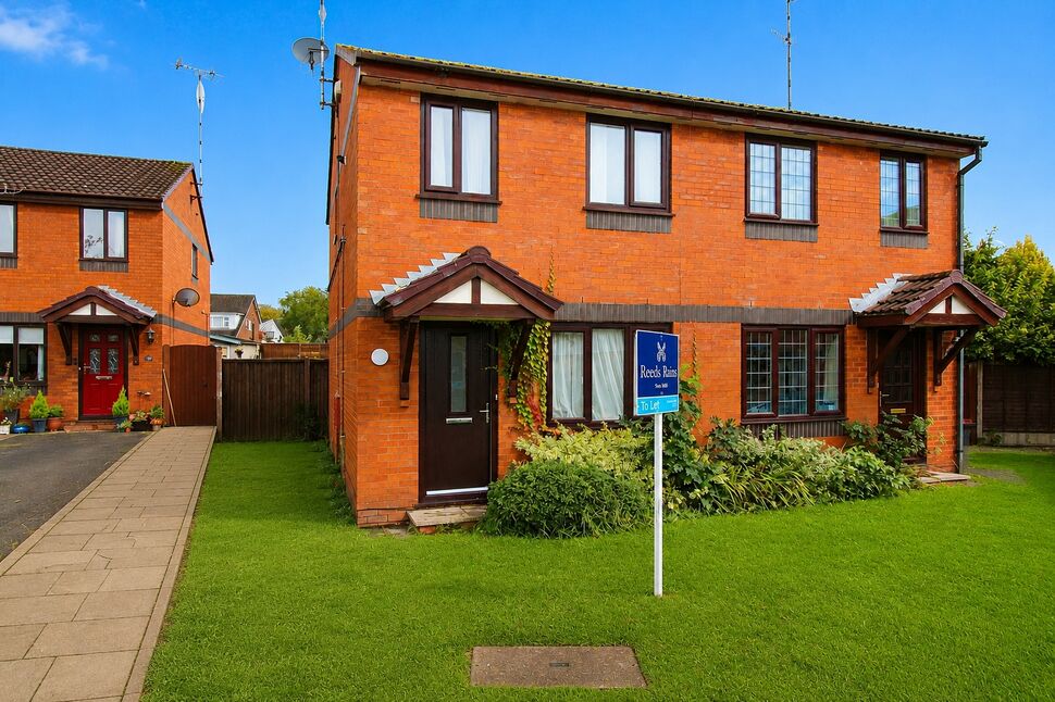 Flat Larkspur Close in Chester