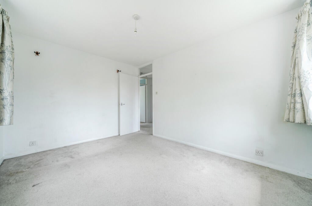 Flat Martens Place in Waverley