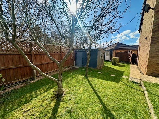 House Turner Road in Wellingborough