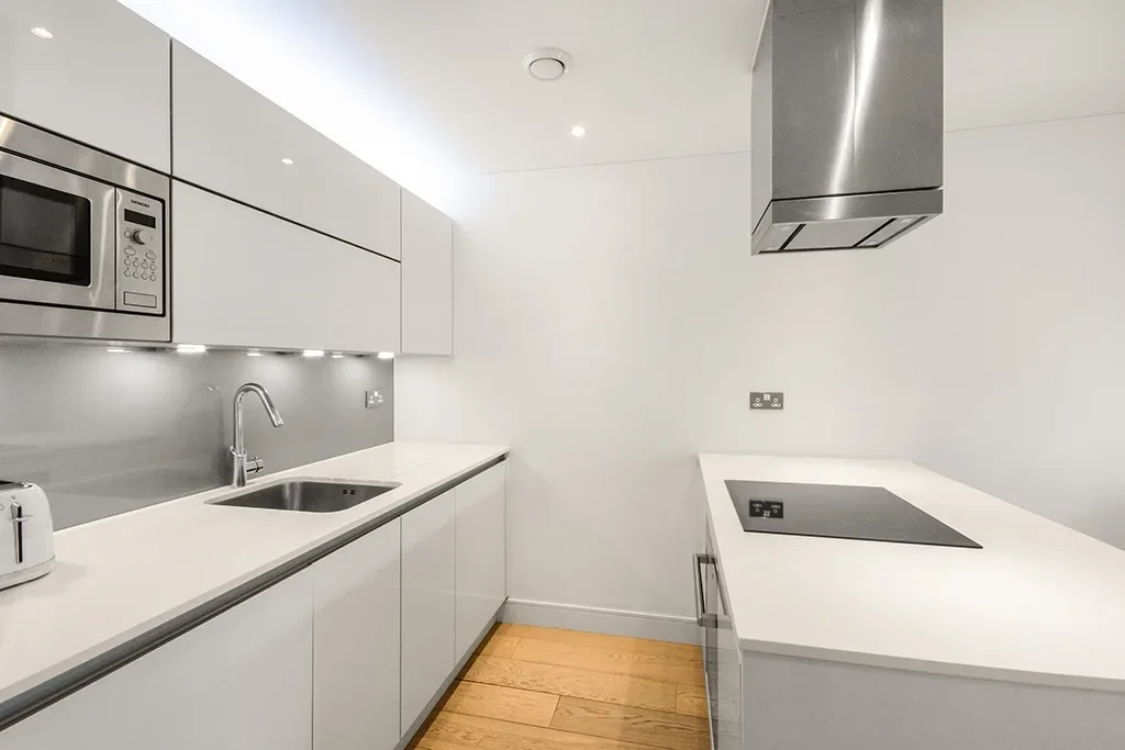Flat Commercial Street in Greater London