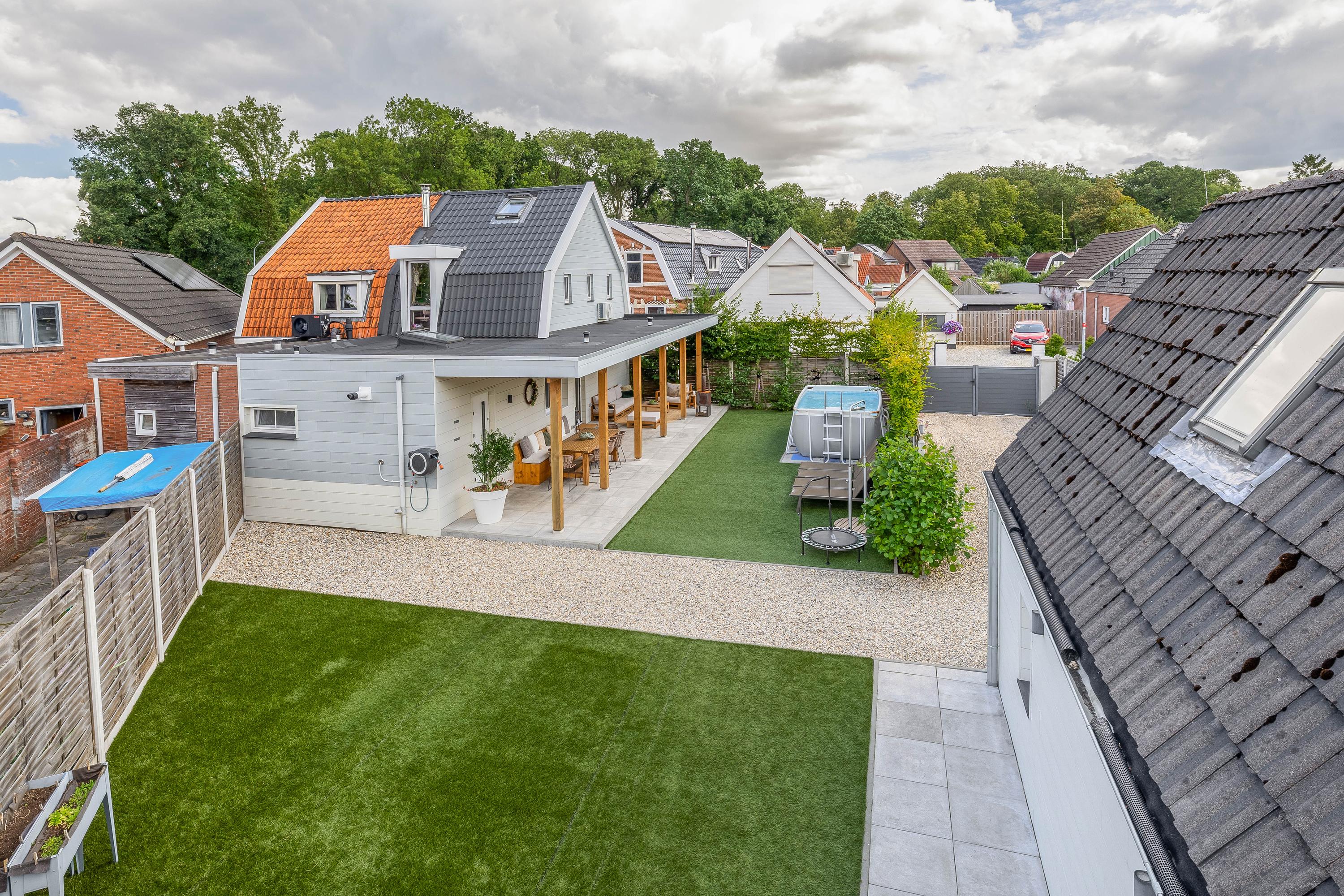 Twee-onder-één-kap te koop: Pottebakkerstraat 16, Winschoten
