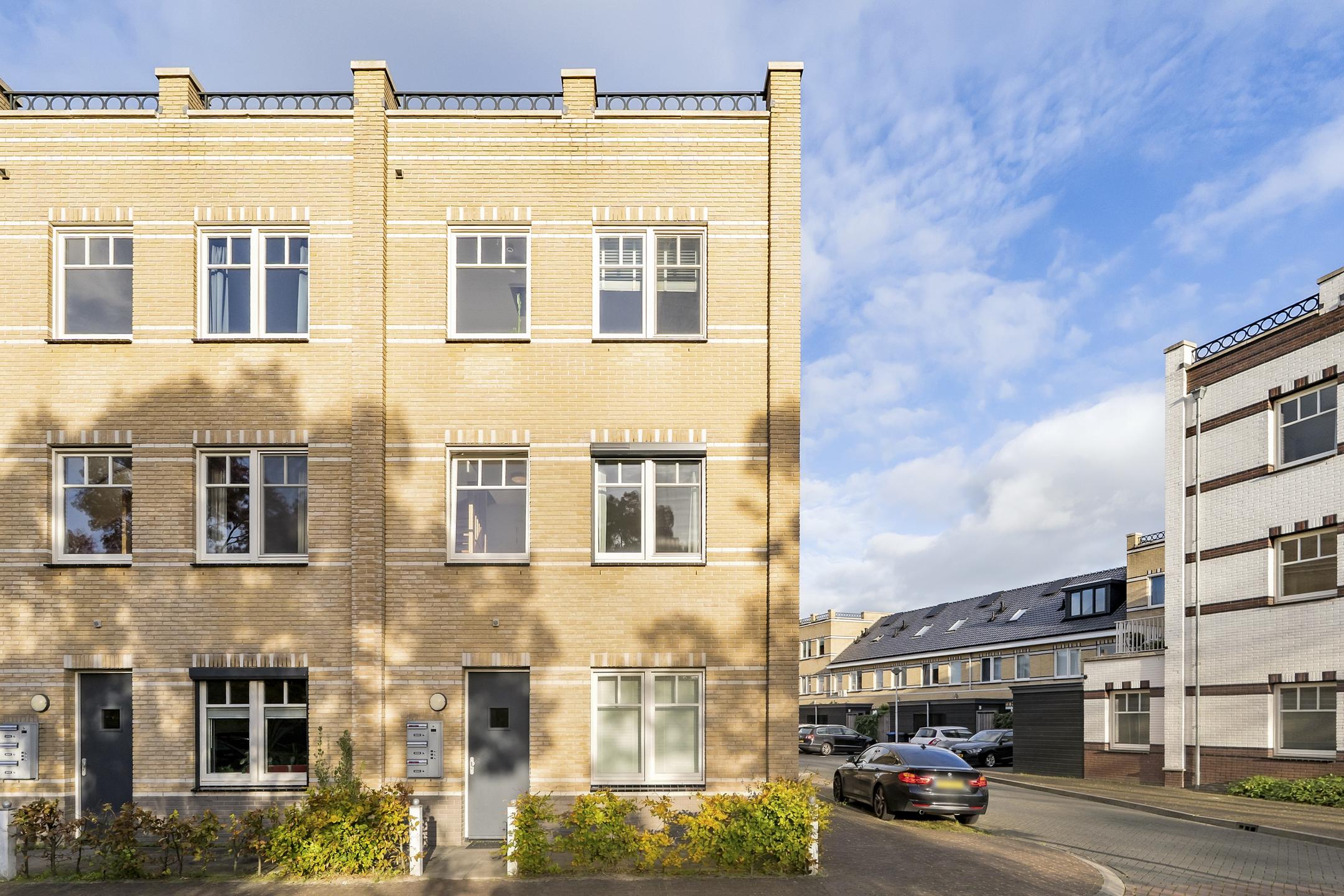 Appartement Fort Heemstedestraat 5 a in Weesp