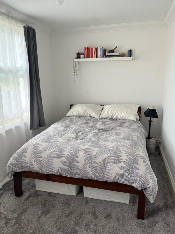 Room Lichfield Road in Greater London