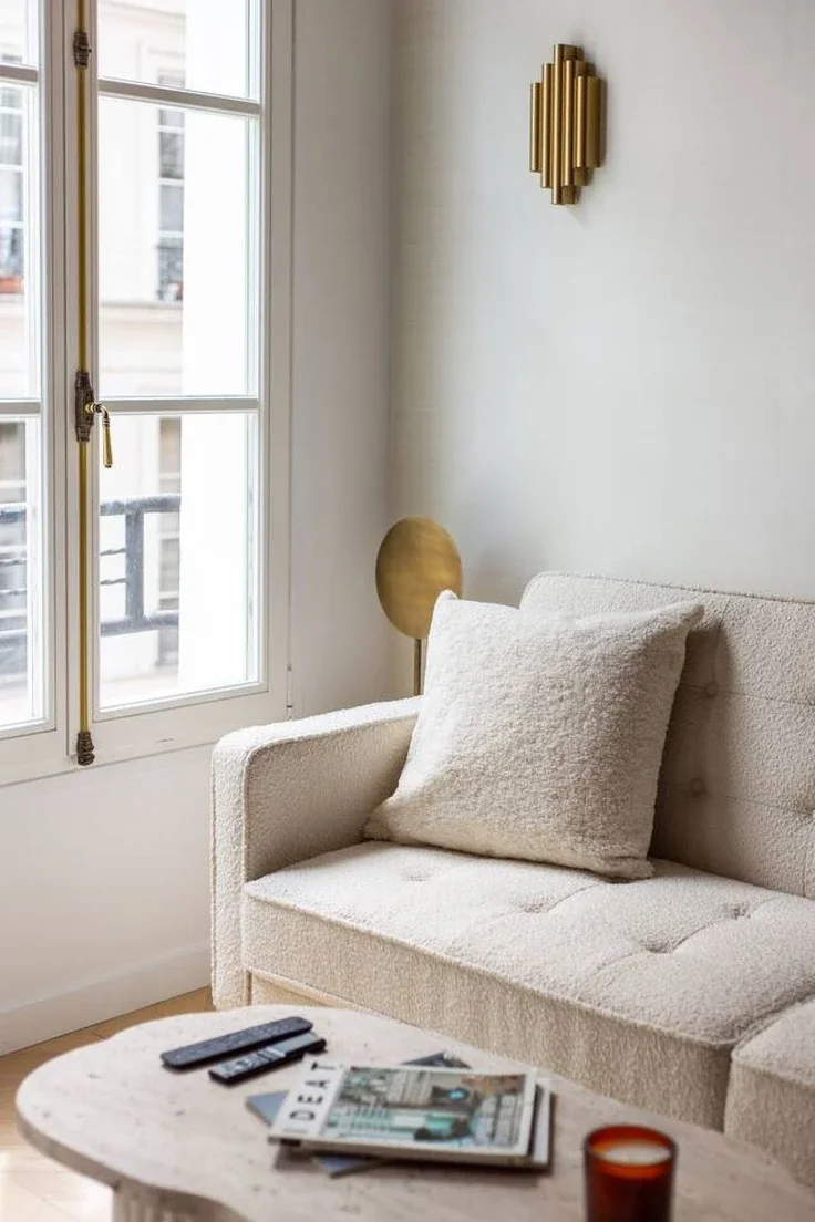Flat Rue Sauval in Paris