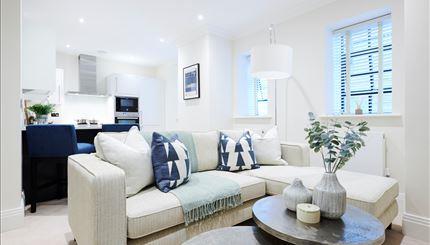 Flat Rainville Road in Greater London