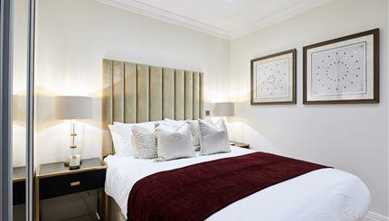 Flat Rainville Road in Greater London