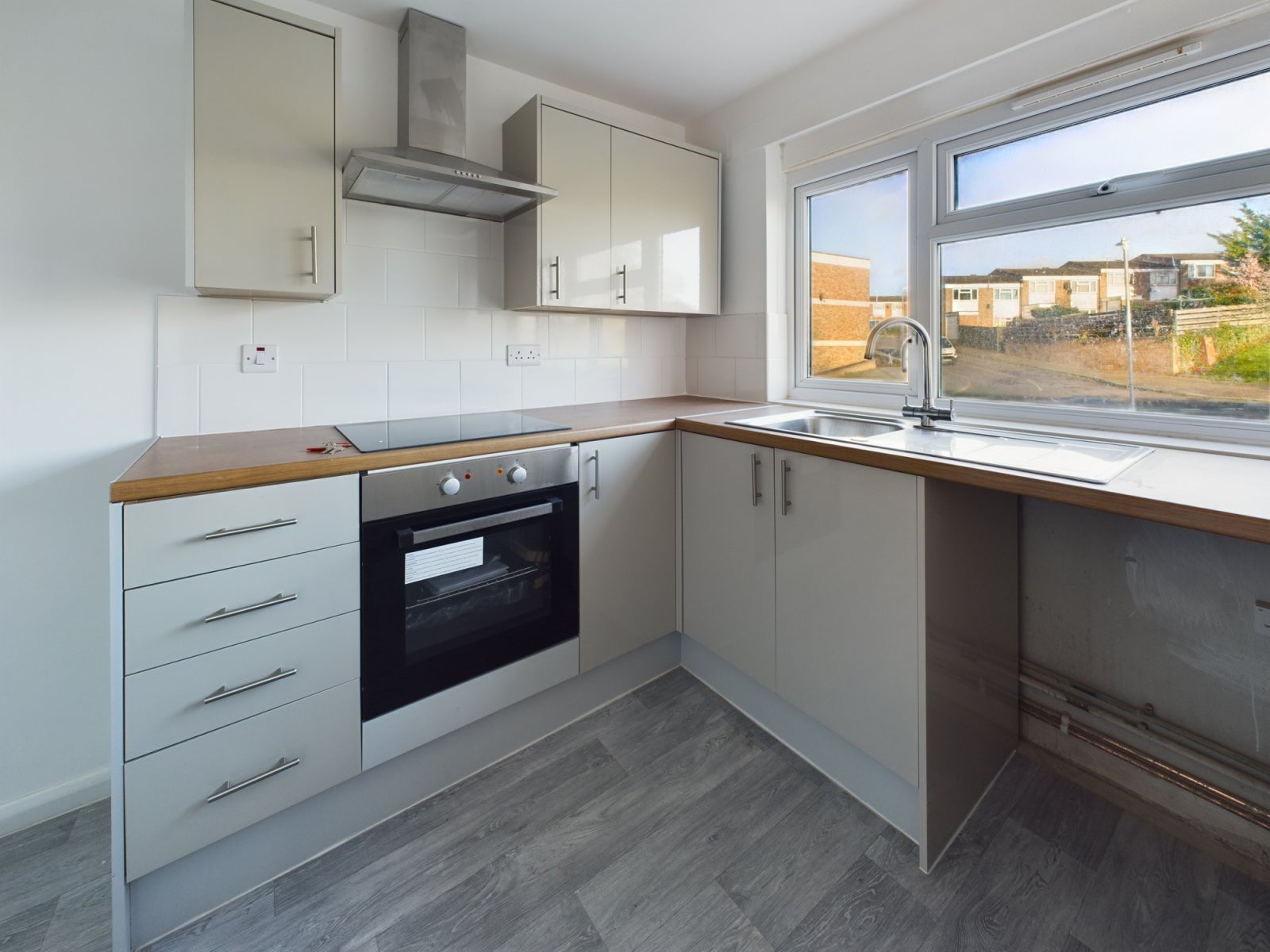 Flat Hawe Close in Canterbury