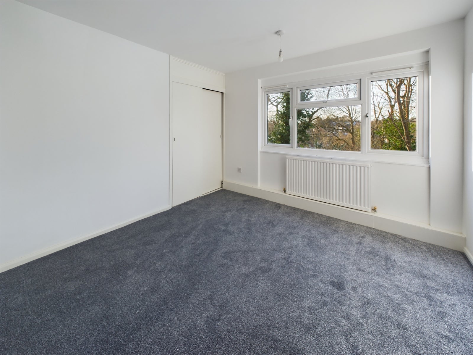 Flat Hawe Close in Canterbury