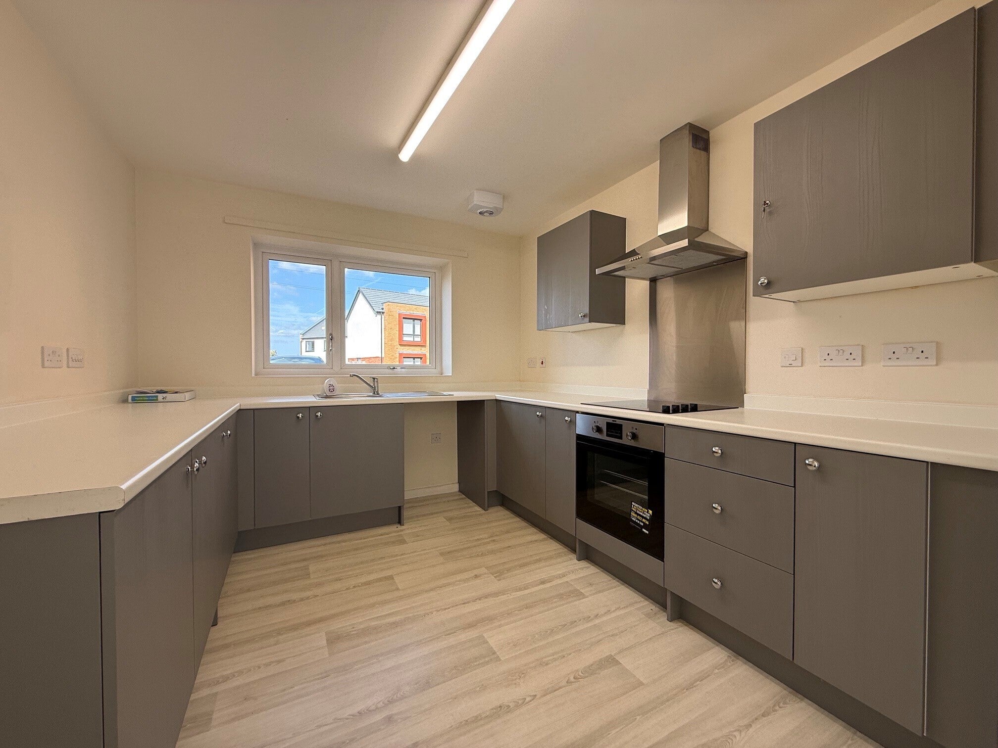 House Dryden Close in Worcester