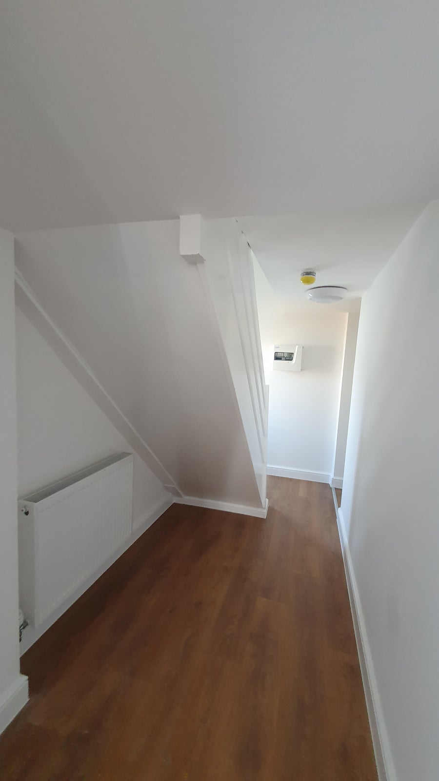 Room Upper Clifton Street in Cardiff