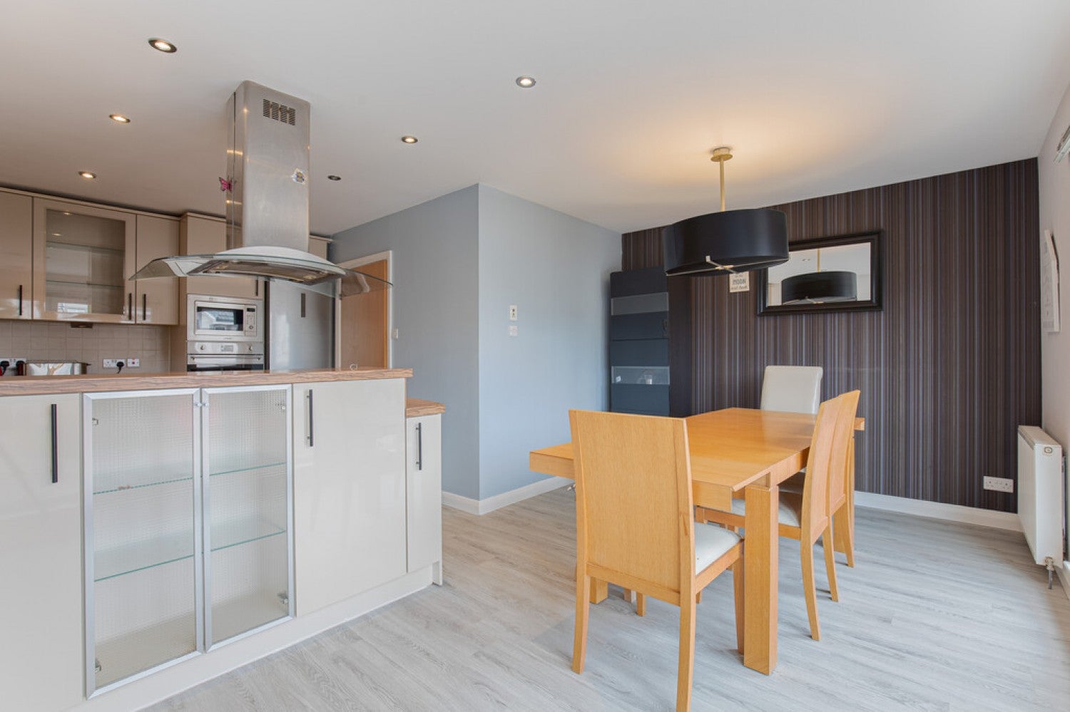House Woodlands Walk in Aberdeen City