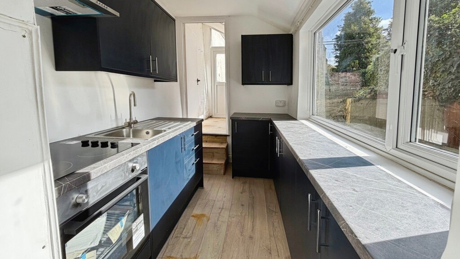 Flat Edward Street in Westbury