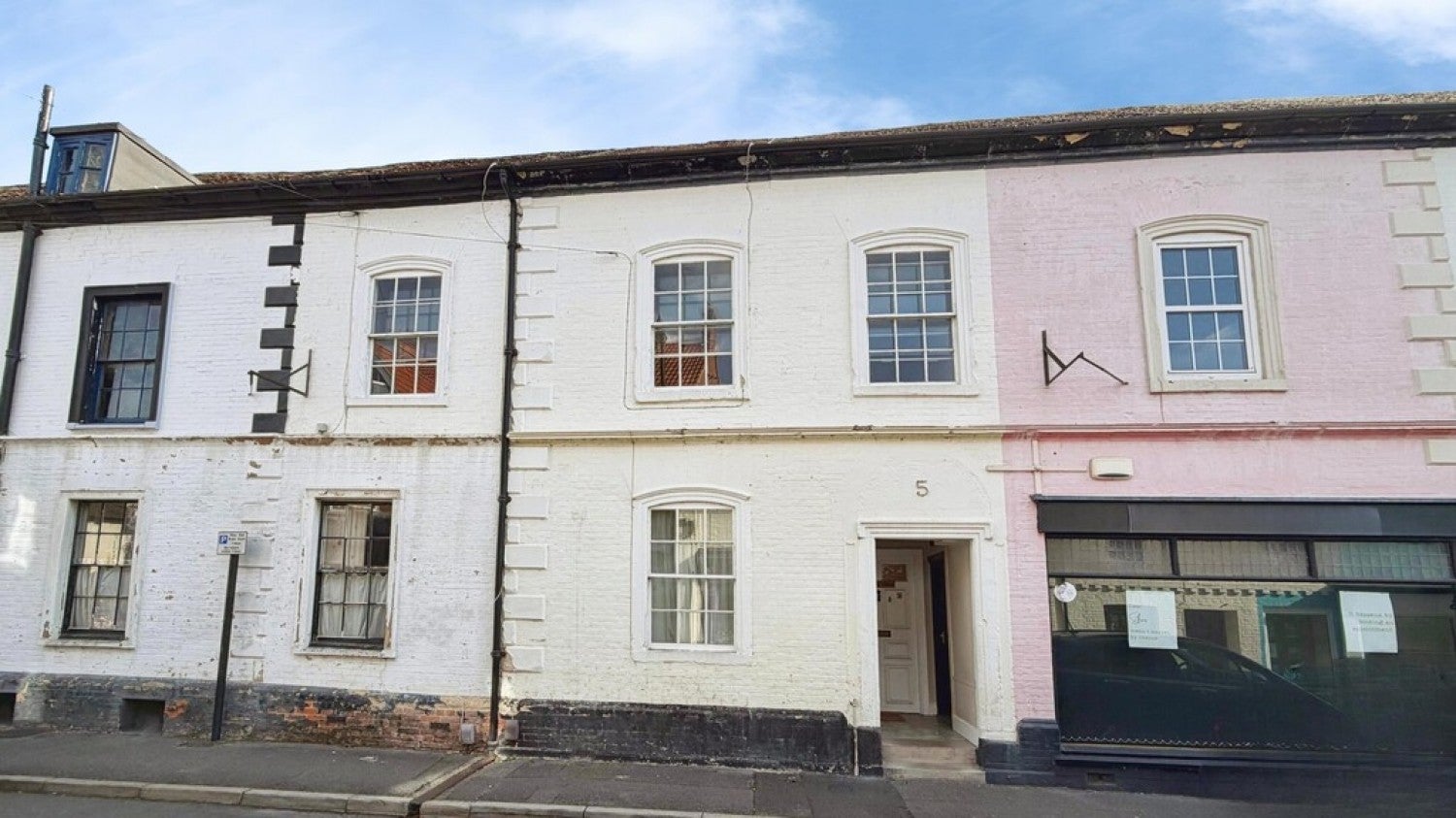 Flat Edward Street in Westbury