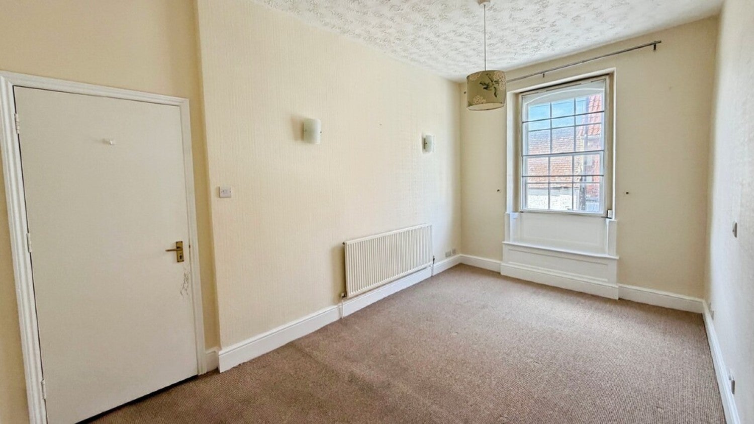 Flat Edward Street in Westbury