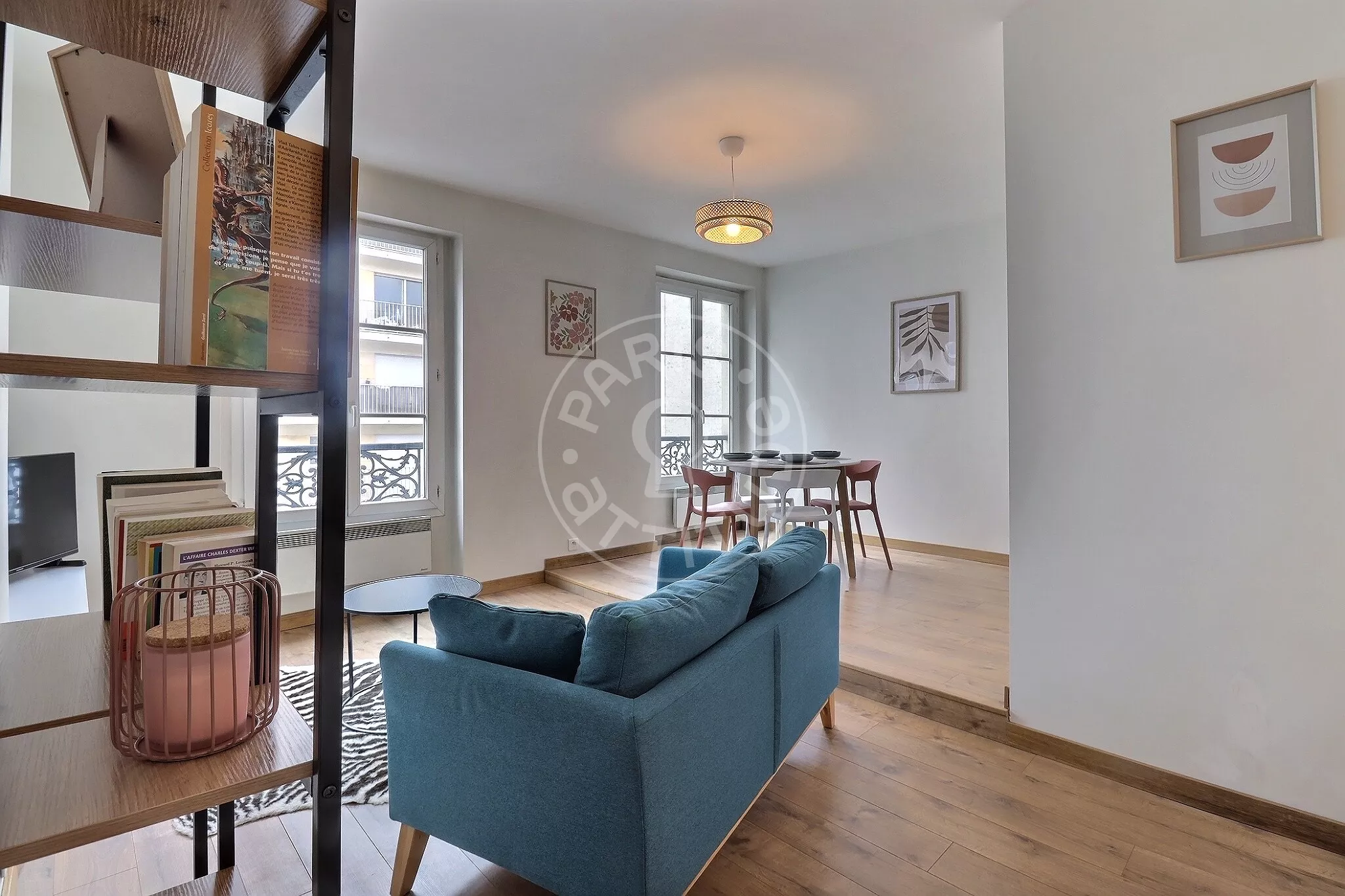 Flat Rue Pouchet in Paris
