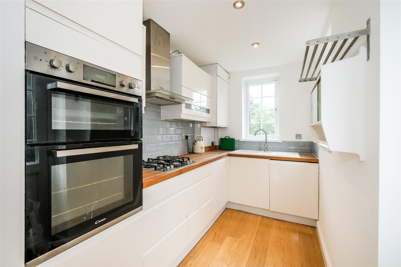 House Connington Crescent in Greater London