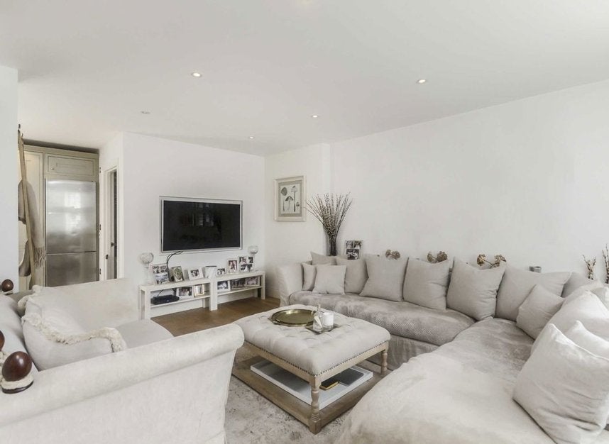 House Mattock Lane in Greater London