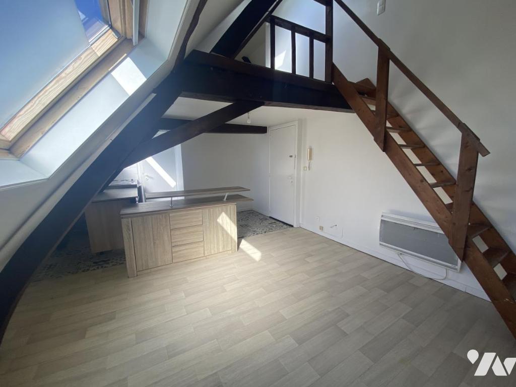 Flat Rue Roger Salengro in Loos