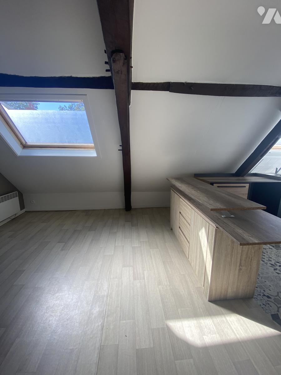 Flat Rue Roger Salengro in Loos