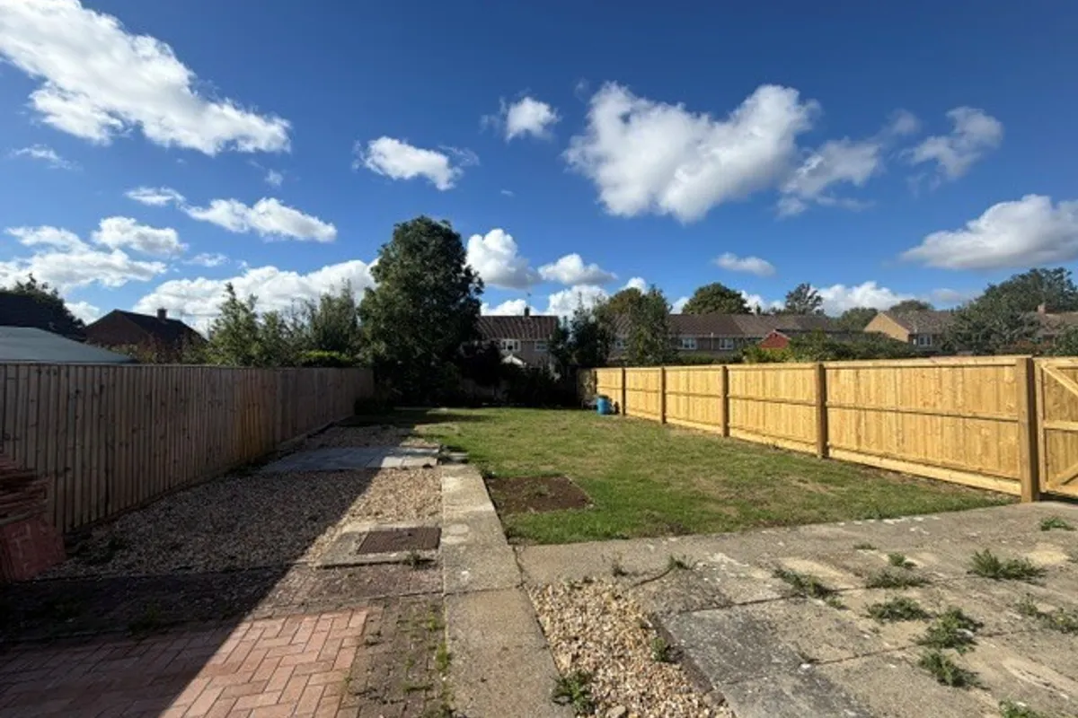 House Argosy Road in Lyneham