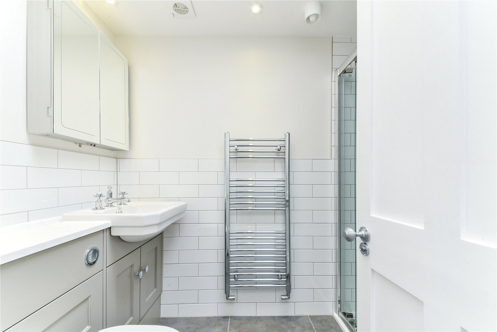 Flat Bedford Place in Greater London