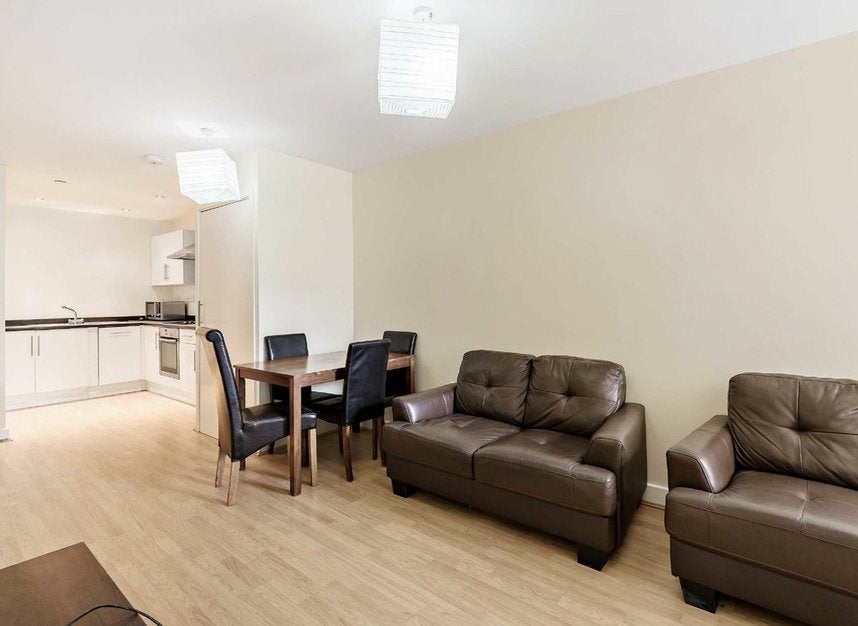 Flat Durward Street in Greater London