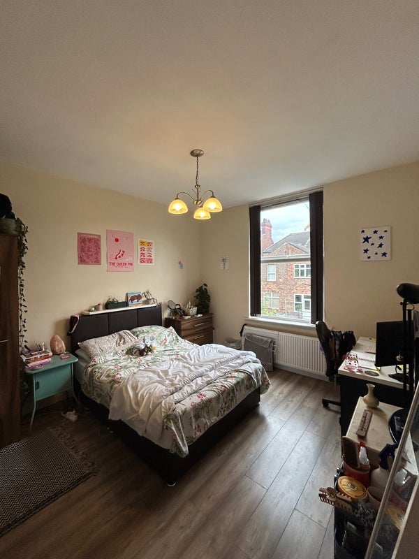 Room Keppel Road in Manchester