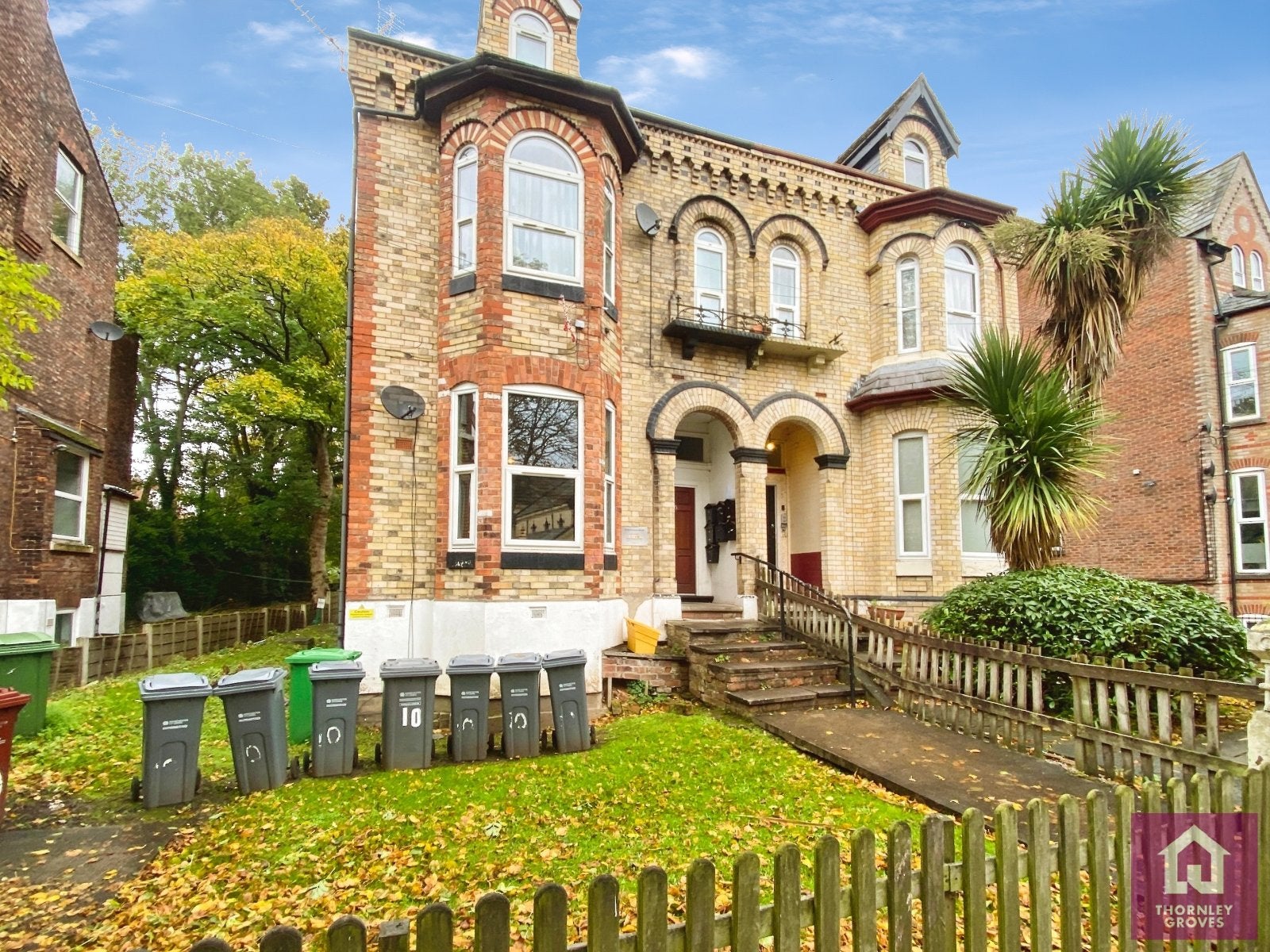 Flat Mayfield Road in Manchester