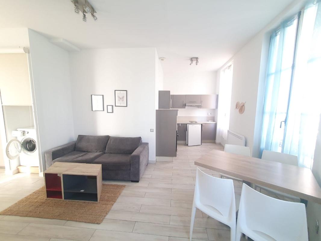 Flat Rue de la République in Marseille