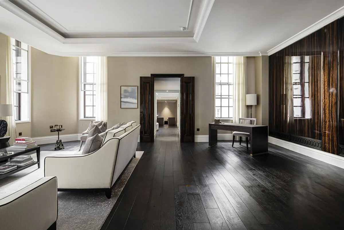 Flat Whitehall Place in City of Westminster