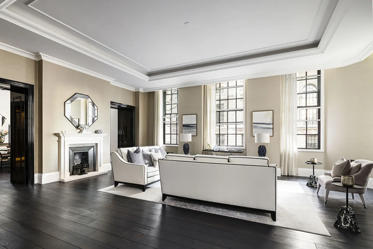 Flat Whitehall Place in City of Westminster
