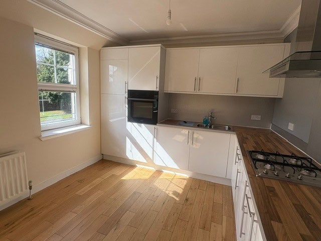Flat Old Dalkeith Road in City of Edinburgh