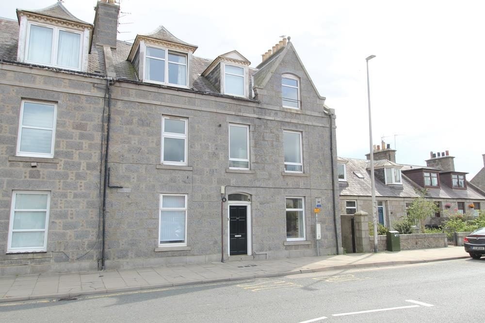 Flat Holburn Street in Aberdeen City