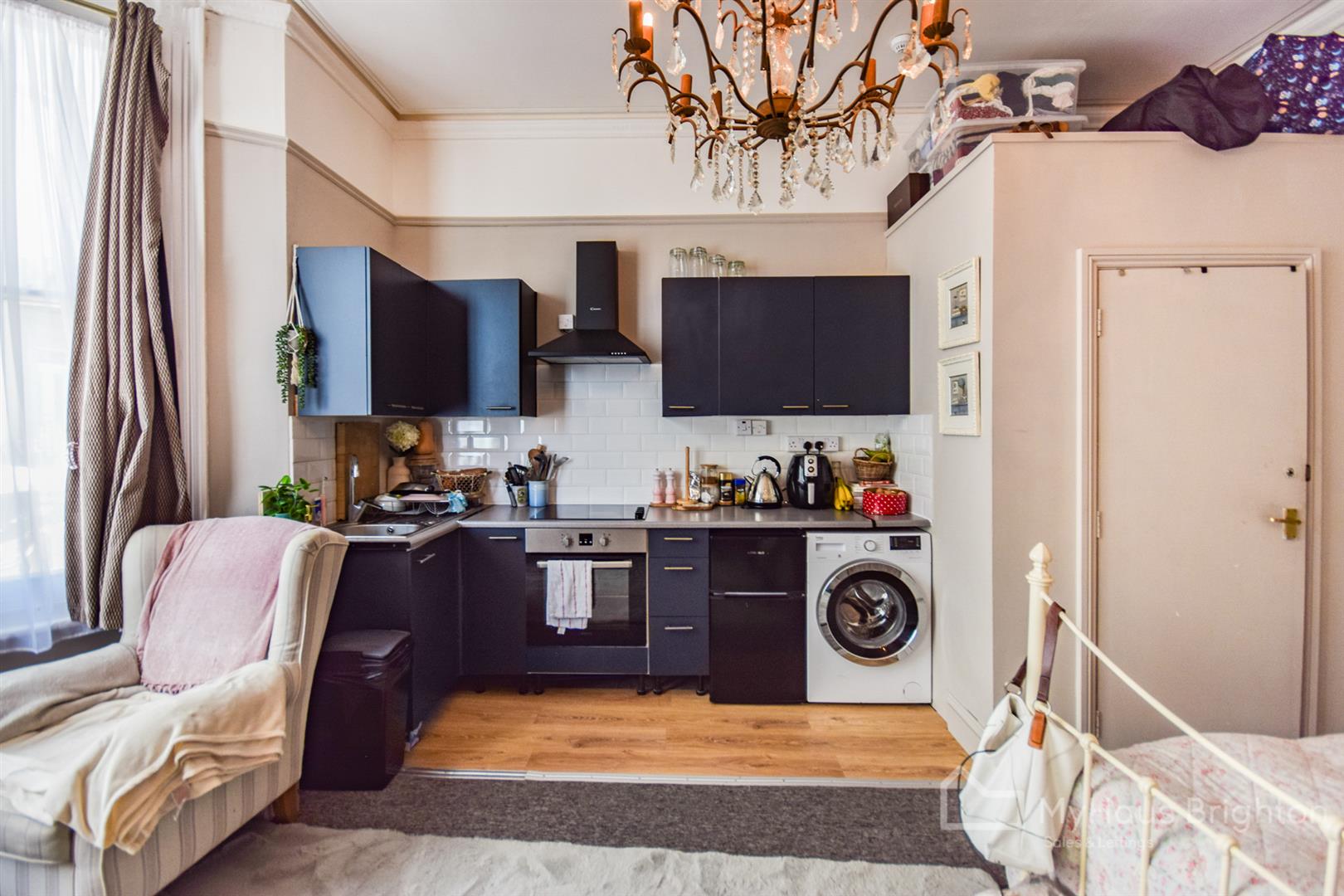 Flat Atlingworth Street in Brighton