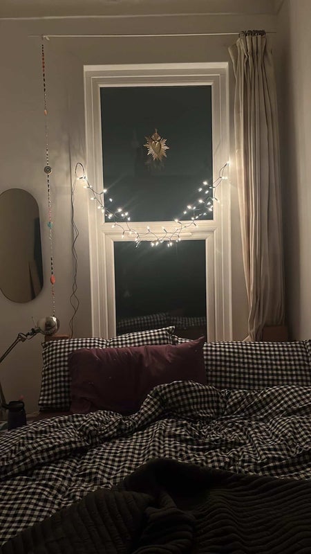 Room Mildenhall Road in Greater London