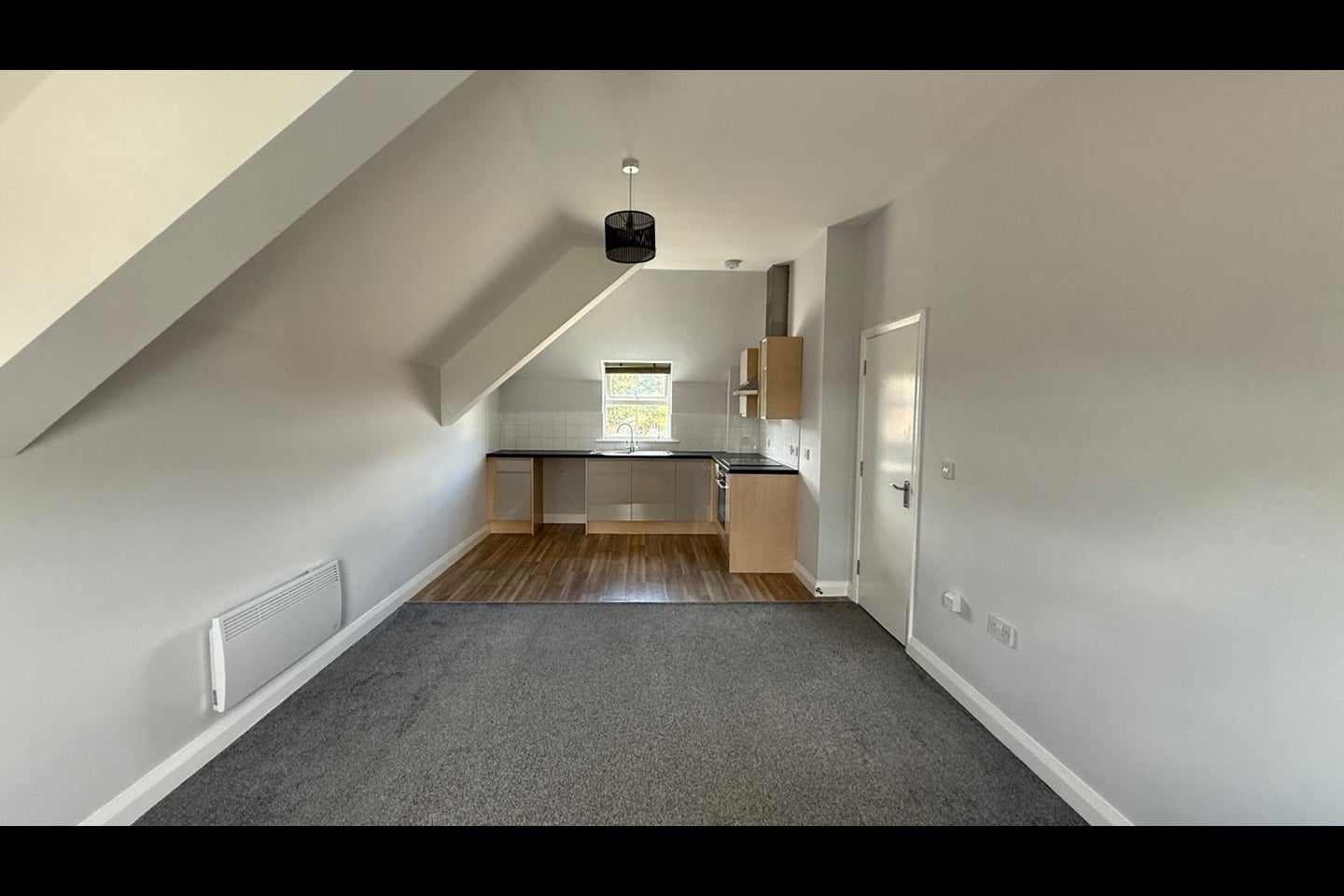 Flat Palace Close in Charnwood