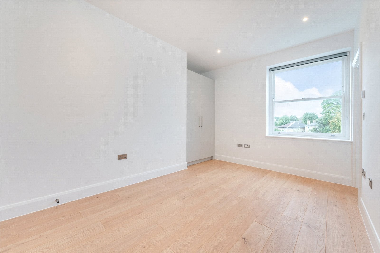 Flat Lee High Road in Greater London