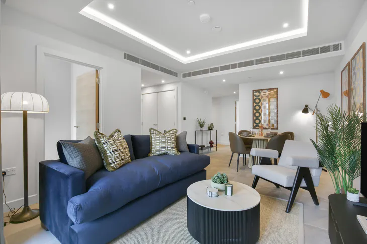 Flat Lanchester Way in Greater London