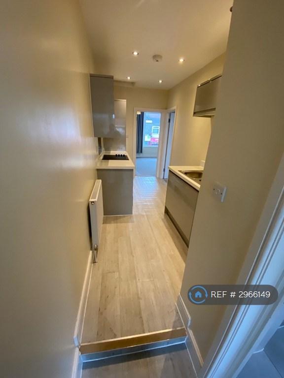 Flat Lodge Causeway in Bristol
