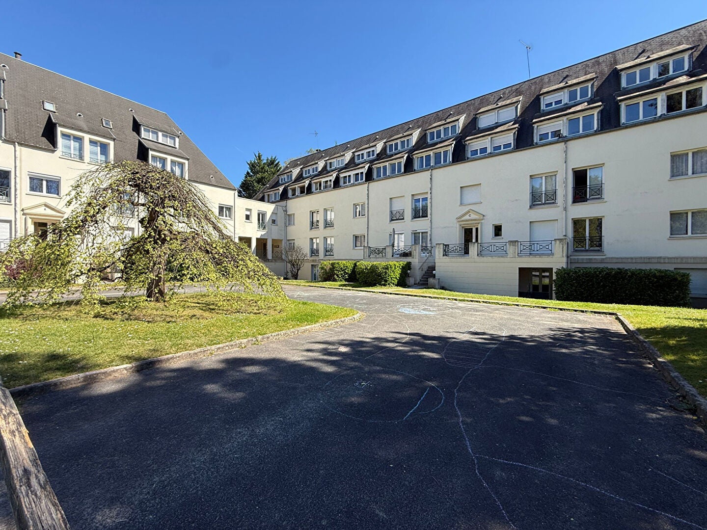 Flat Chemin du Mont Pivot in Noisy-sur-École