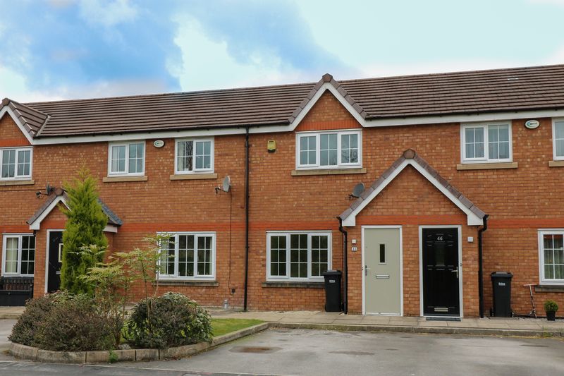 House Ladymeadow Close in Bolton