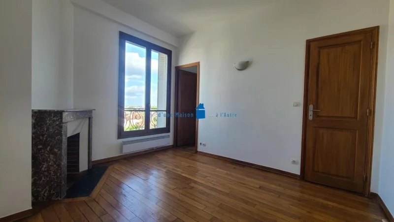 Appartement Rue Walter d'Islou à Houilles