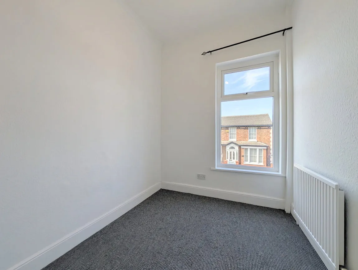 Flat Tulketh Street in Southport