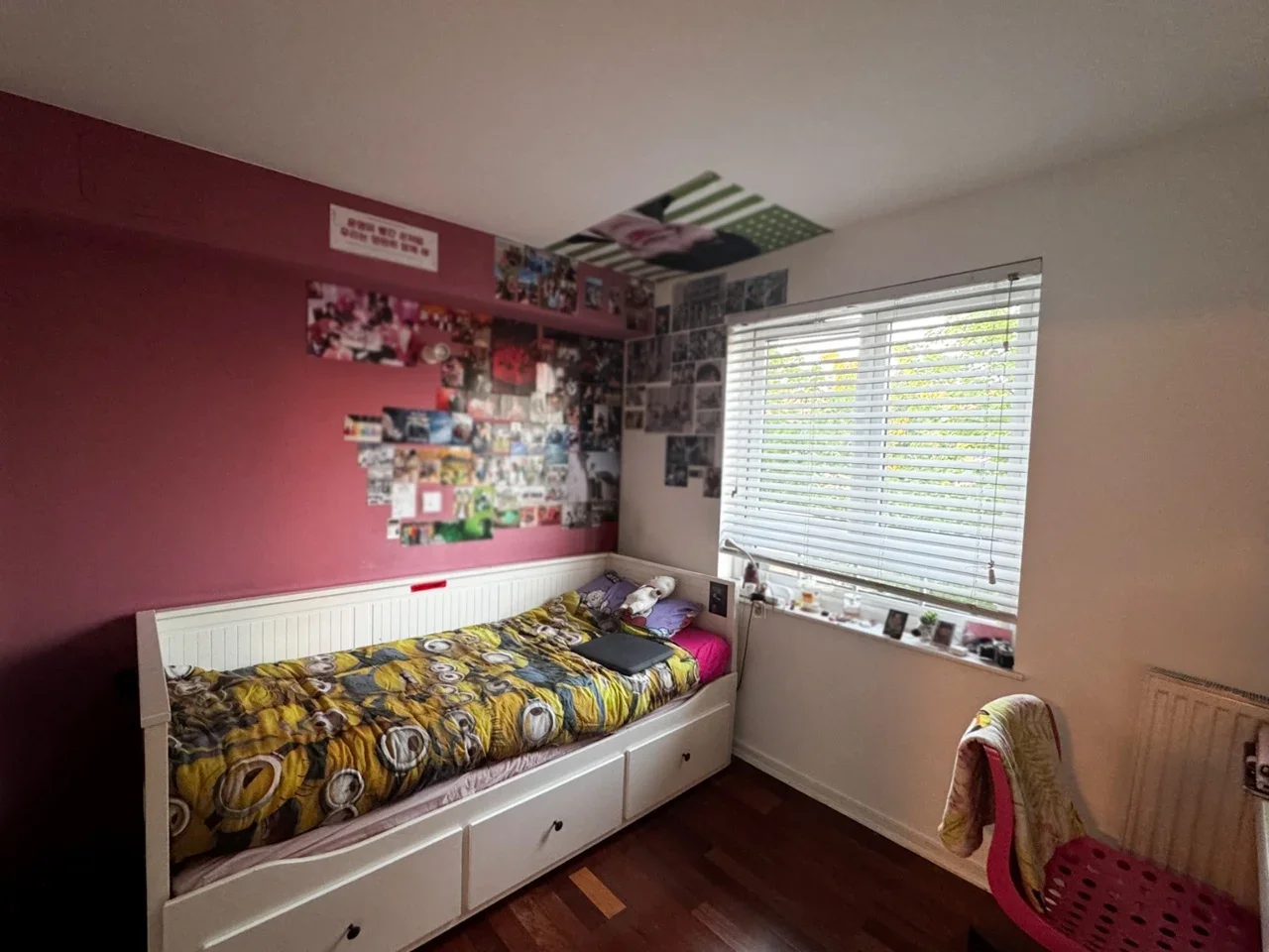 Flat Elvedon Road in Greater London