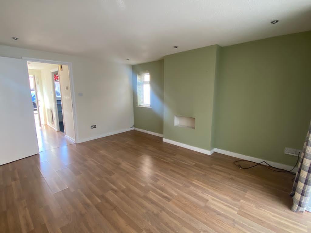 House Grovebury Drive in Derby