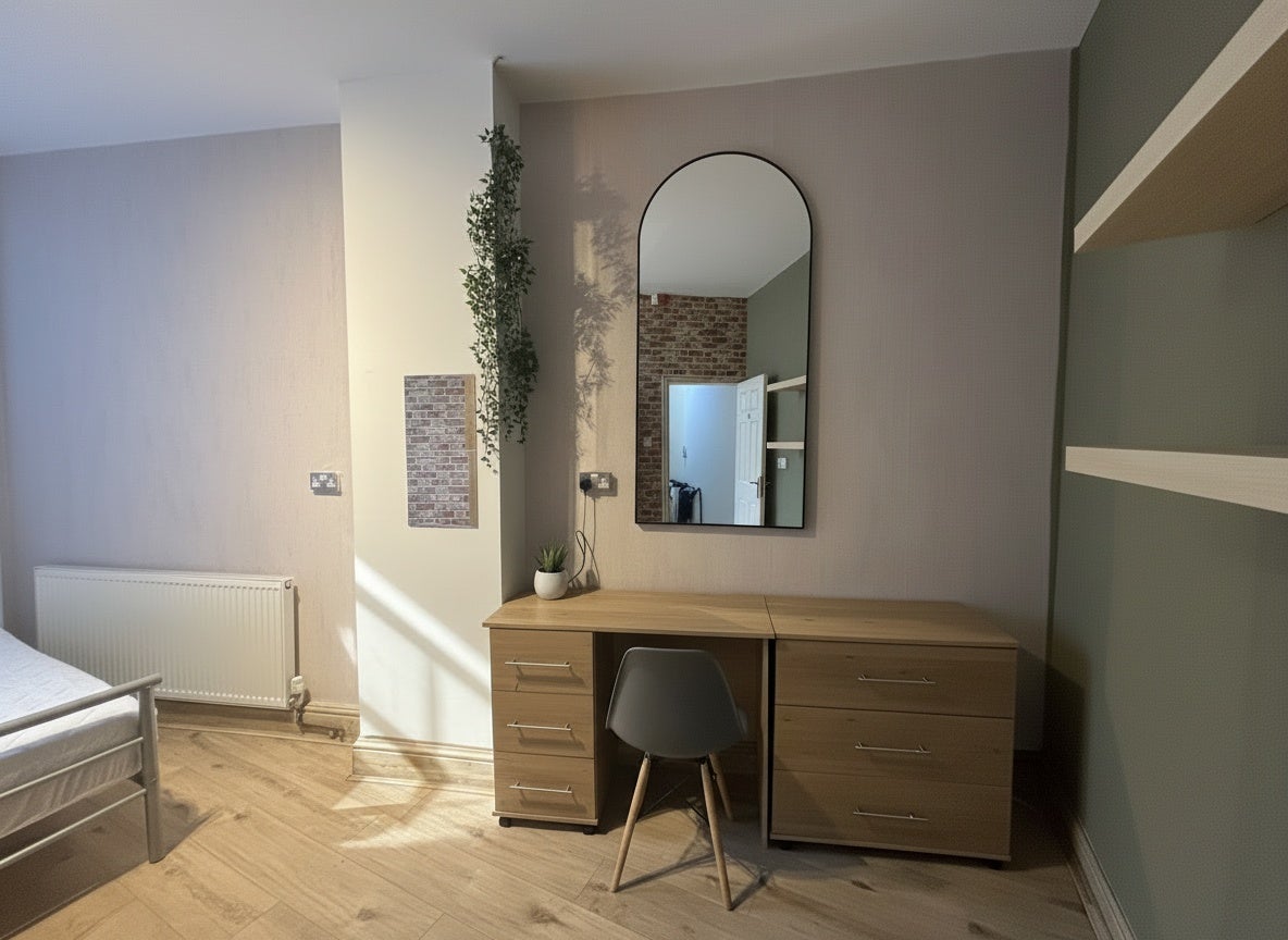 Room Peveril Street in Nottingham