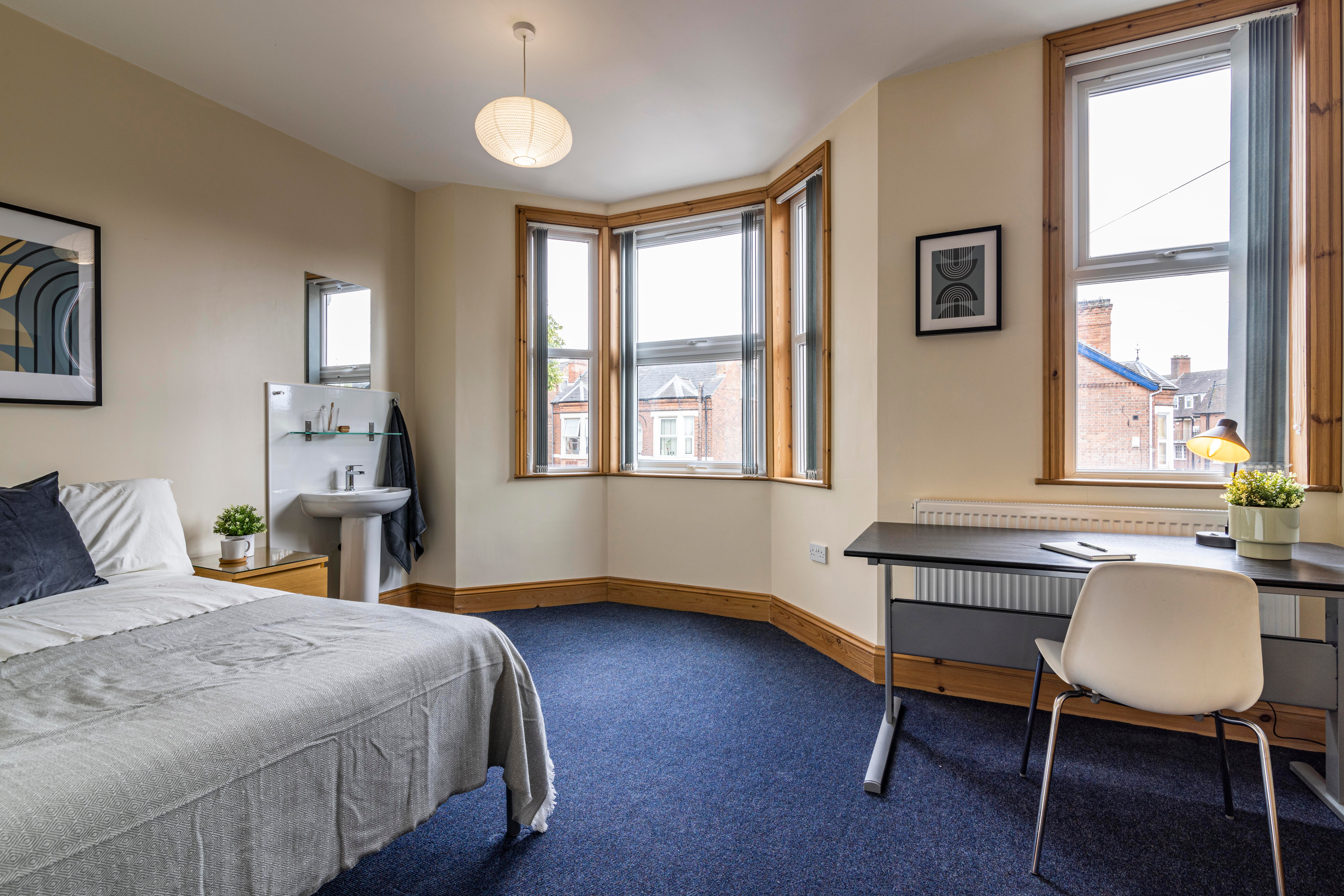 Flat Sherwin Road in Nottingham